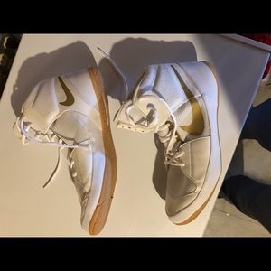 nike fury wrestling shoes white and gold